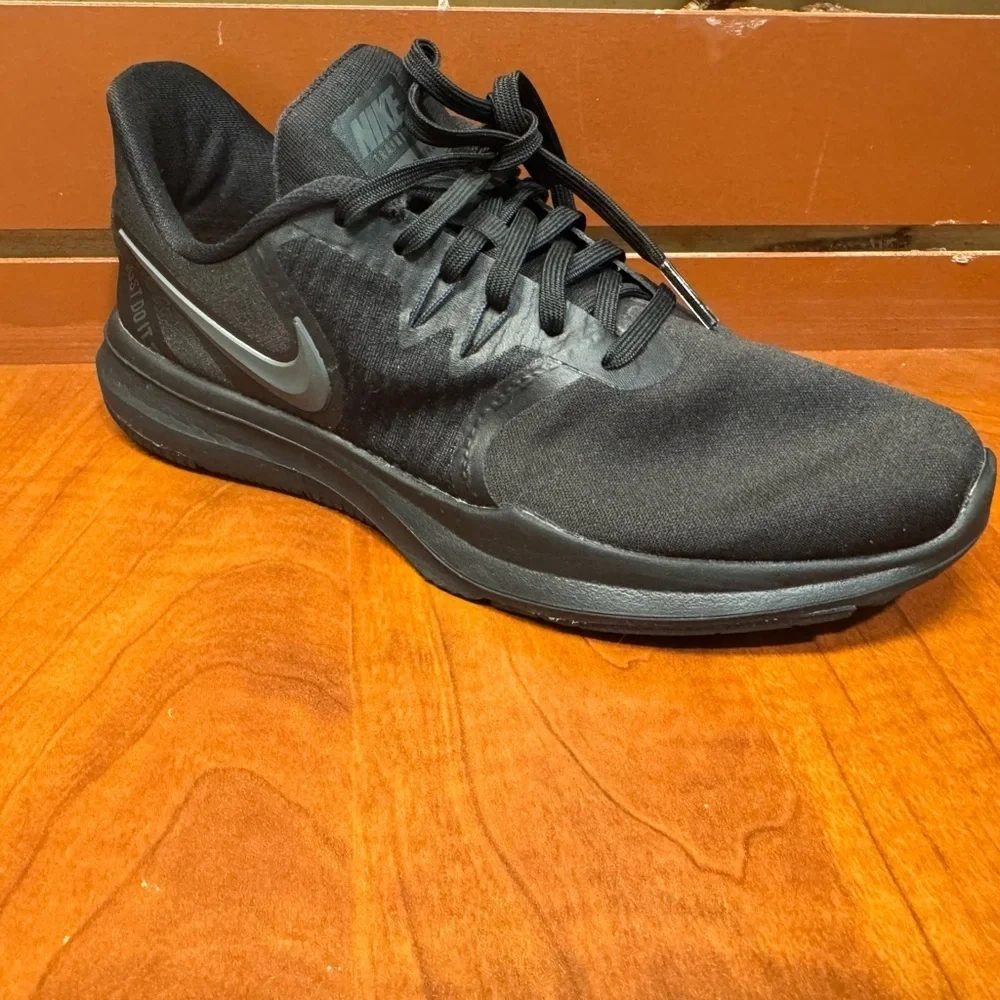 Nike Black Sneakers
